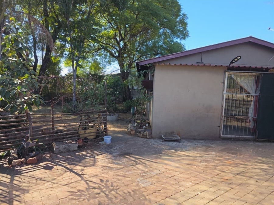 3 Bedroom Property for Sale in Oos Einde North West